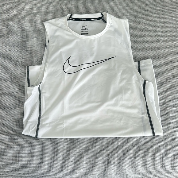 Men’s tank top - Picture 1 of 2